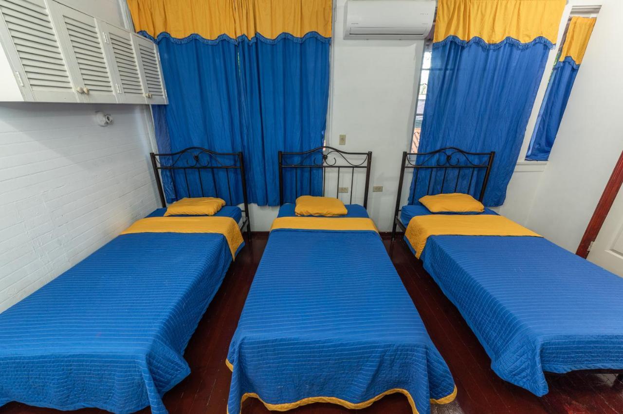 Hostal Amador Familiar Panama City Bilik gambar